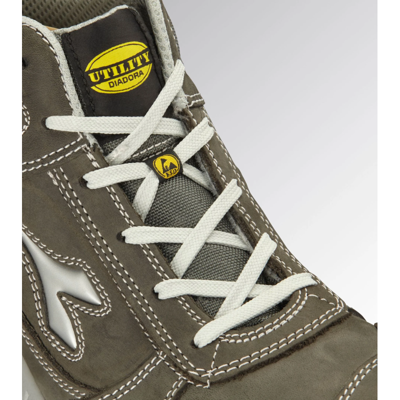 BOTA PUNTERA DE ACERO S3 DIADORA