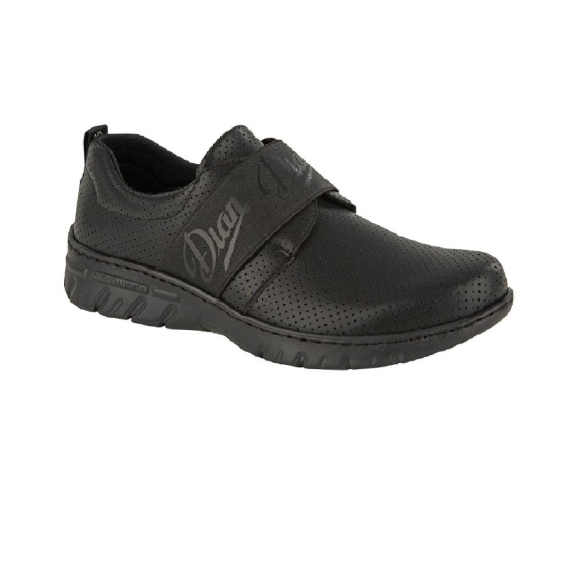 ZAPATILLA PERFORADA