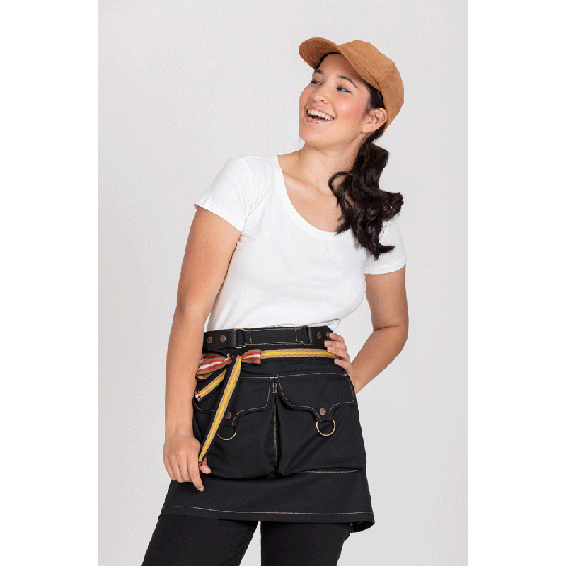 DELANTAL CORTO CON BOLSILLOS CARTERA