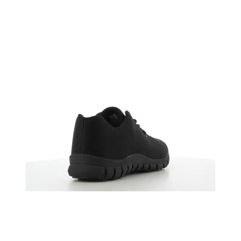 ZAPATILLA TRANSPIRABLE ANTIDESLIZANTE