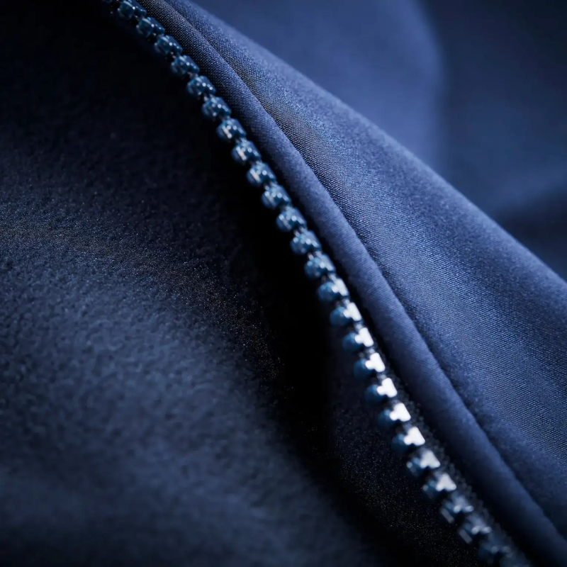 SOFTSHELL HELLY HANSEN CON CAPUCHA