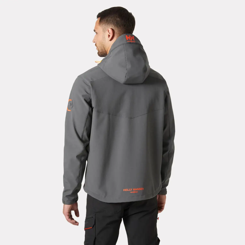 SOFTSHELL HELLY HANSEN CON CAPUCHA