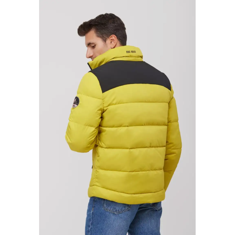 PARKA CON CAPUCHA Y RELLENO DE PLUMAS