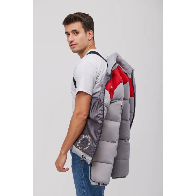 PARKA CON CAPUCHA Y RELLENO DE PLUMAS