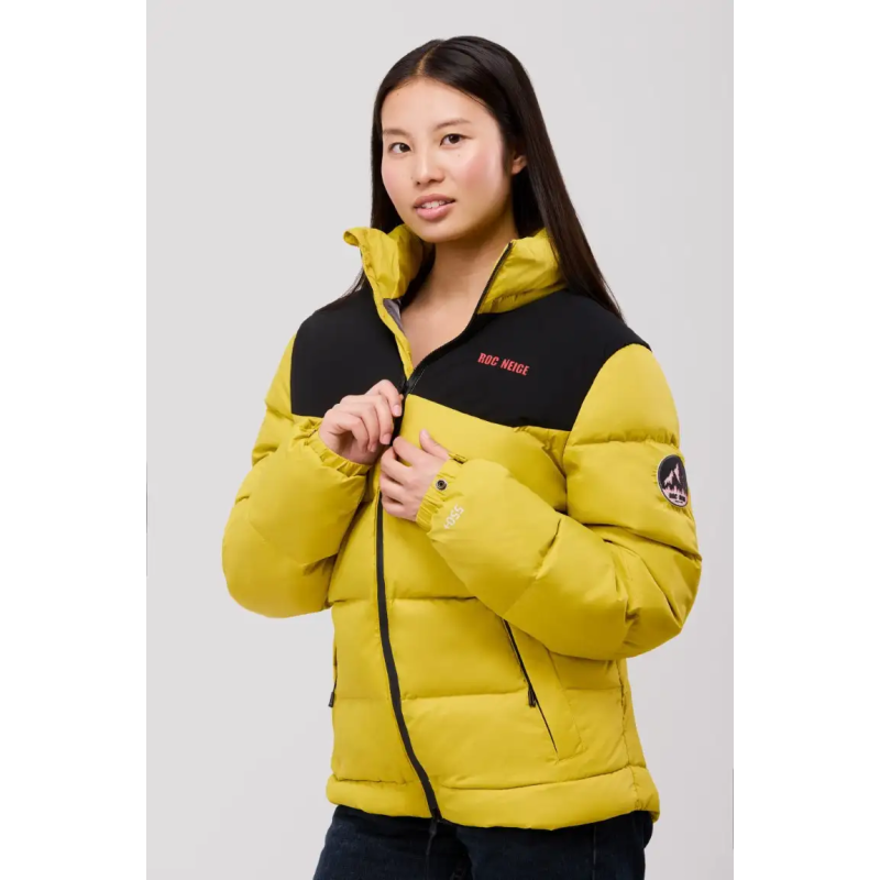 PARKA DE MUJER CON CAPUCHA Y RELLENO DE PLUMAS