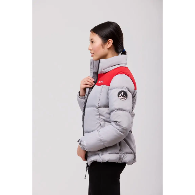 PARKA DE MUJER CON CAPUCHA Y RELLENO DE PLUMAS