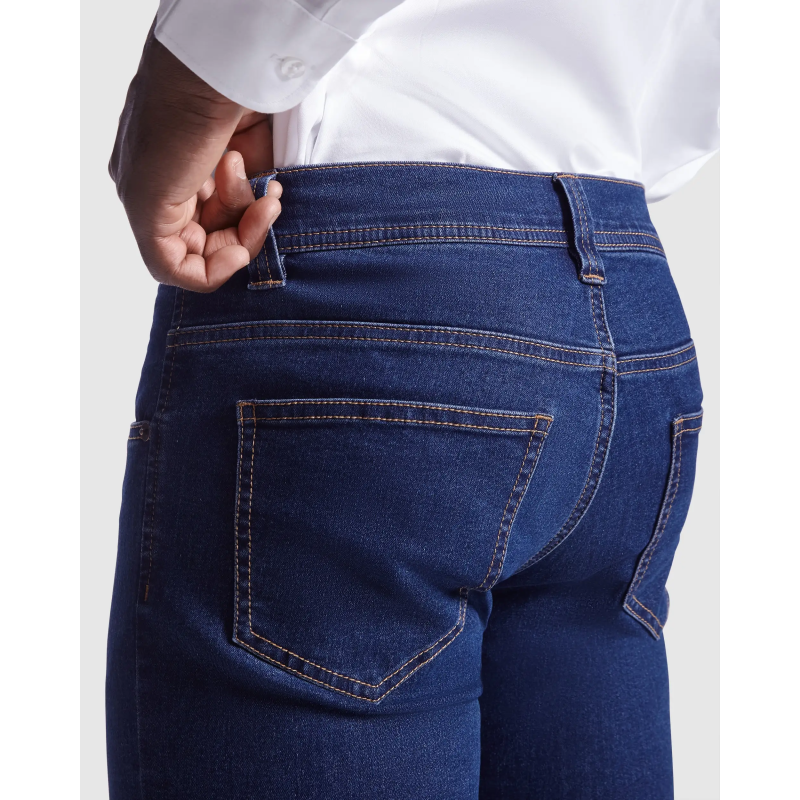 PANTALÓN VAQUERO SEMIENTALLADO PARA HOMBRE