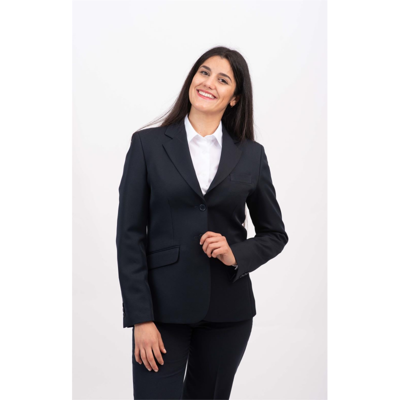 AMERICANA MUJER CLÁSICA RECEPCIÓN CONSERJERÍA