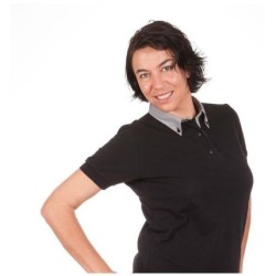 POLO CUELLO COMBINADO CHICA