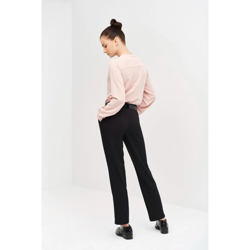 BLUSA CON BOLSILLOS Y CAIDA SUAVE