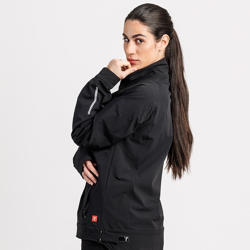 CHAQUETA TÉCNICA LIGERA CORTAVIENTOS