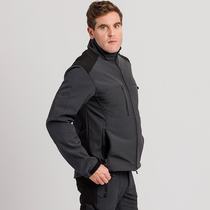 CHAQUETA SOFTSHELL RESISTENTE LLUVIA FORRO POLAR