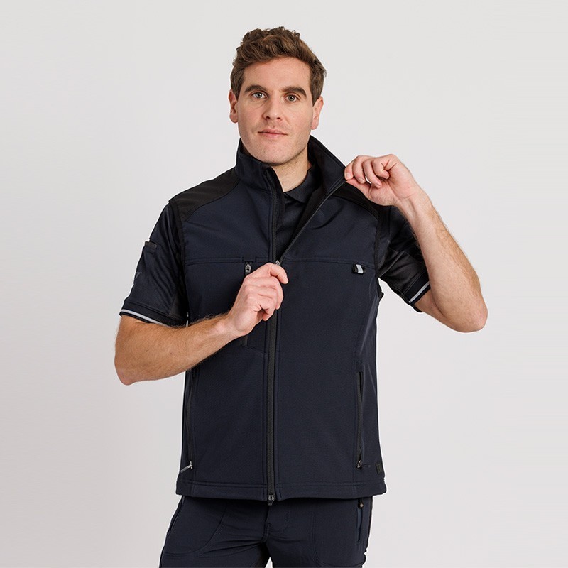 CHALECO SOFTSHELL MULTIBOLSILLOS