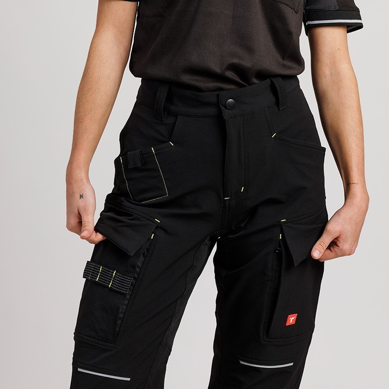 PANTALÓN TÉCNICO MULTIBOLSILLOS CORTAVIENTOS HIDRÓFUGO