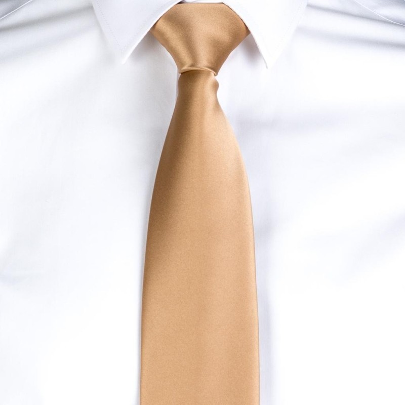 CORBATA SIN NUDO