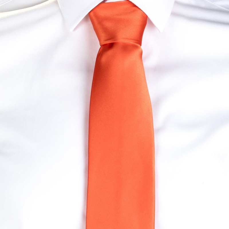 CORBATA SIN NUDO