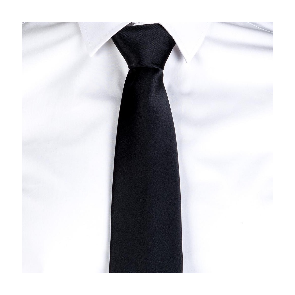 CORBATA SIN NUDO