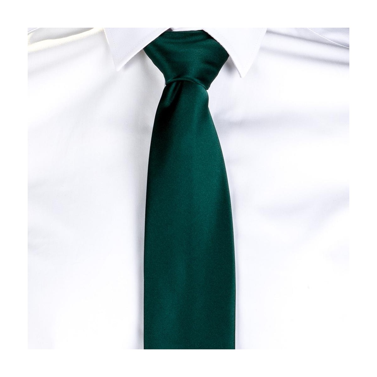 CORBATA SIN NUDO