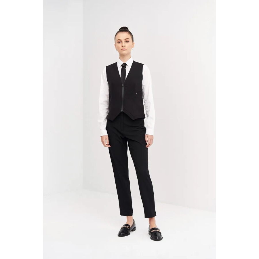 PANTALÓN DE VESTIR MUJER CATERING EJEMPLO DE USO