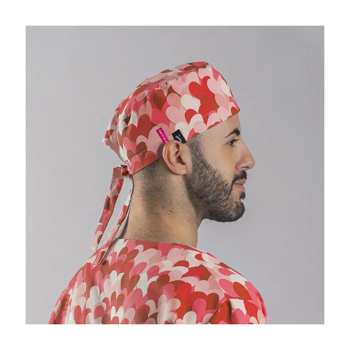 GORRO TIRAS CORAZON ROJO AGATHA