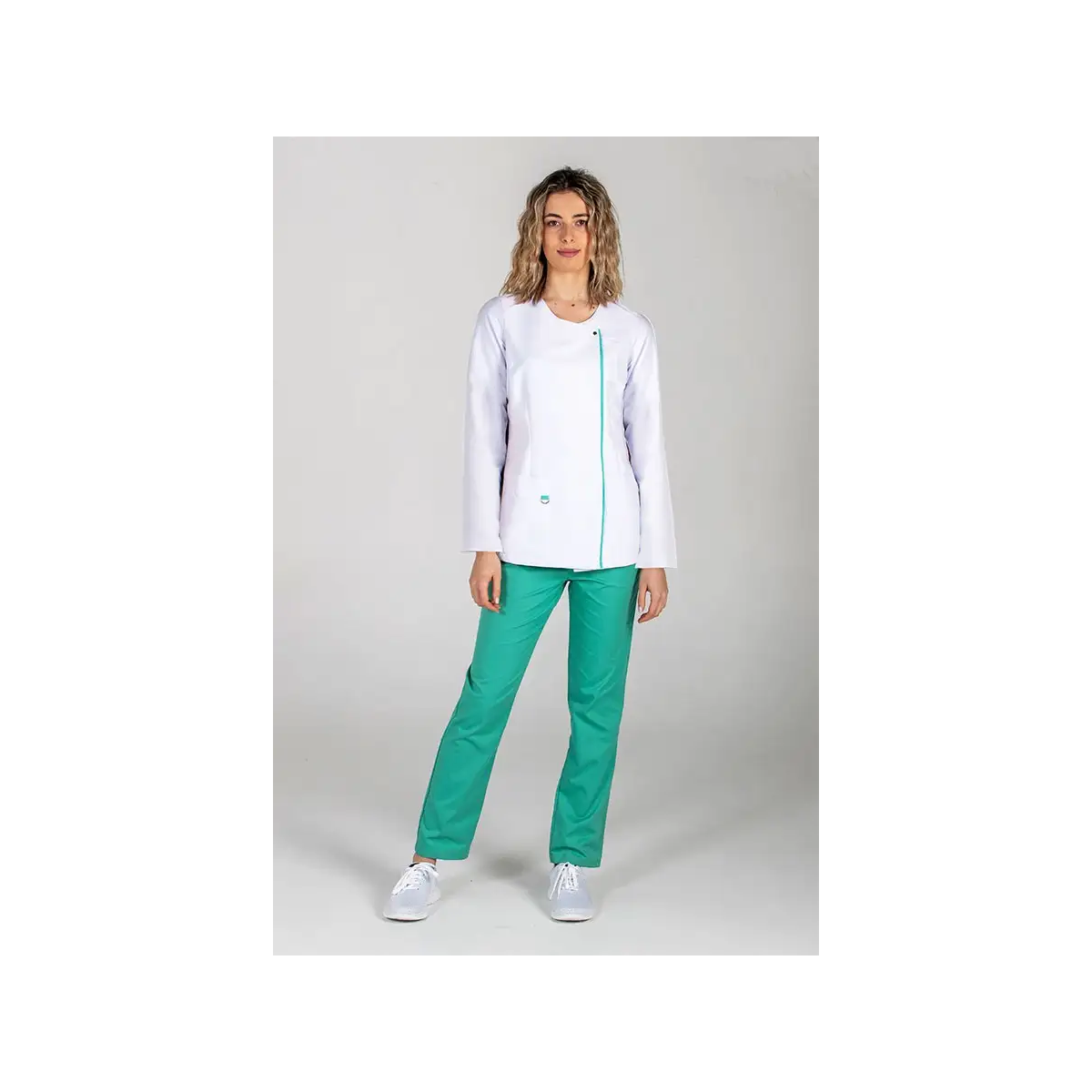 CHAQUETA SANITARIA MUJER M/L MICROFIBRA