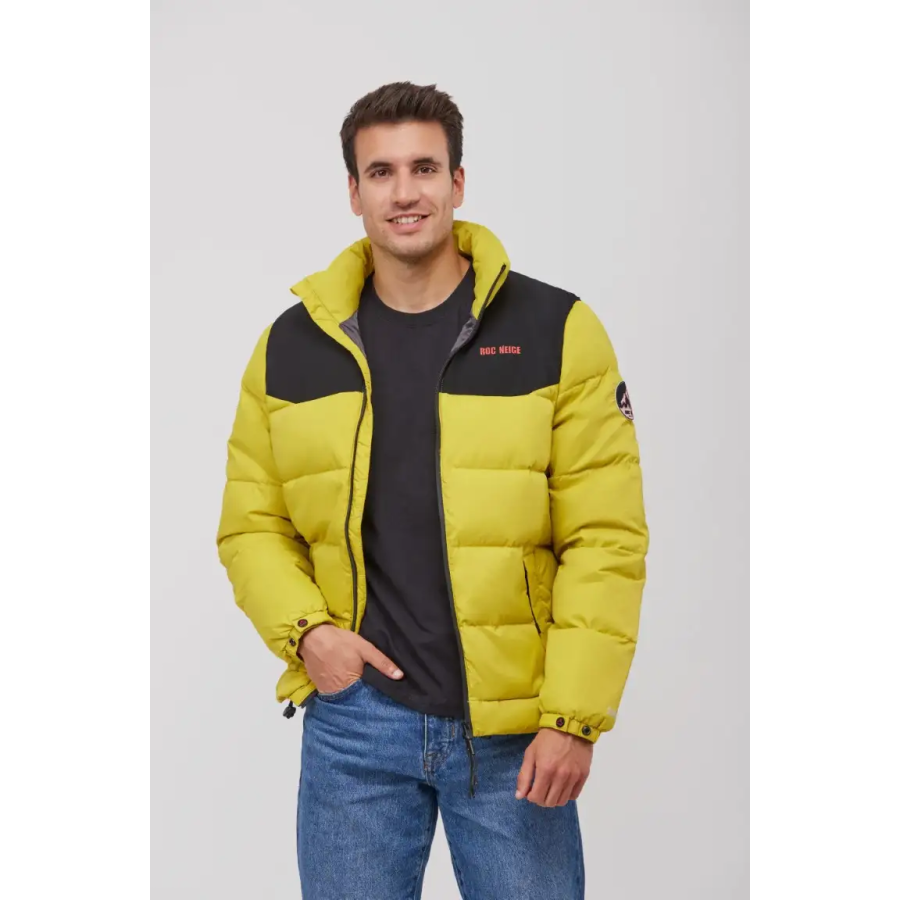 PARKA CON CAPUCHA Y RELLENO DE PLUMAS