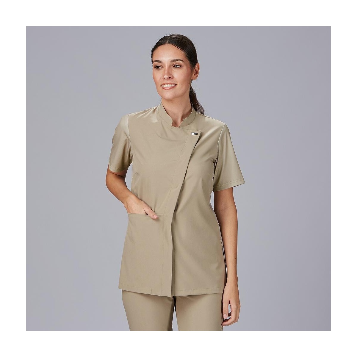 BLUSA MUJER MANGA CORTA DELLA
