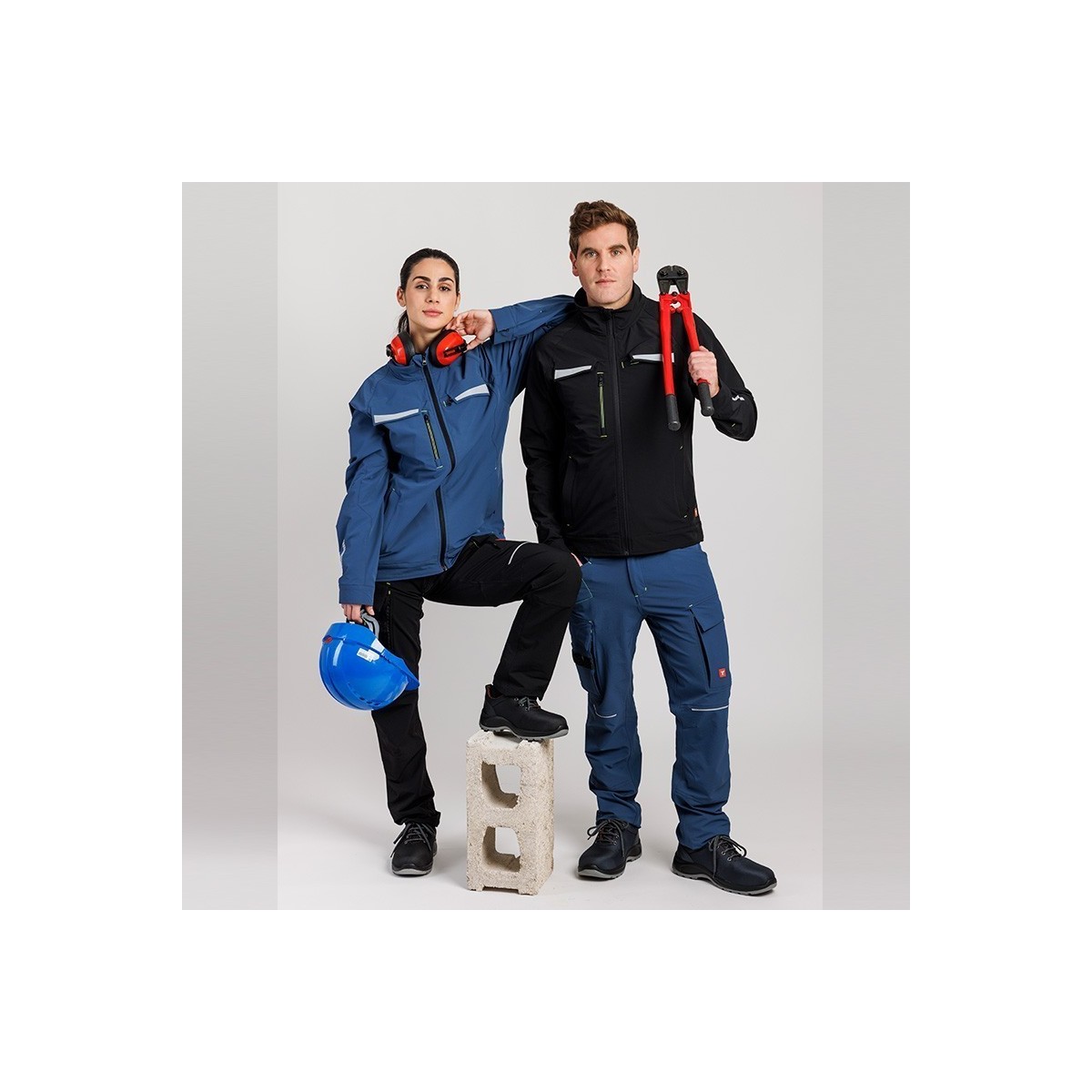 PANTALÓN TÉCNICO MULTIBOLSILLOS CORTAVIENTOS HIDRÓFUGO